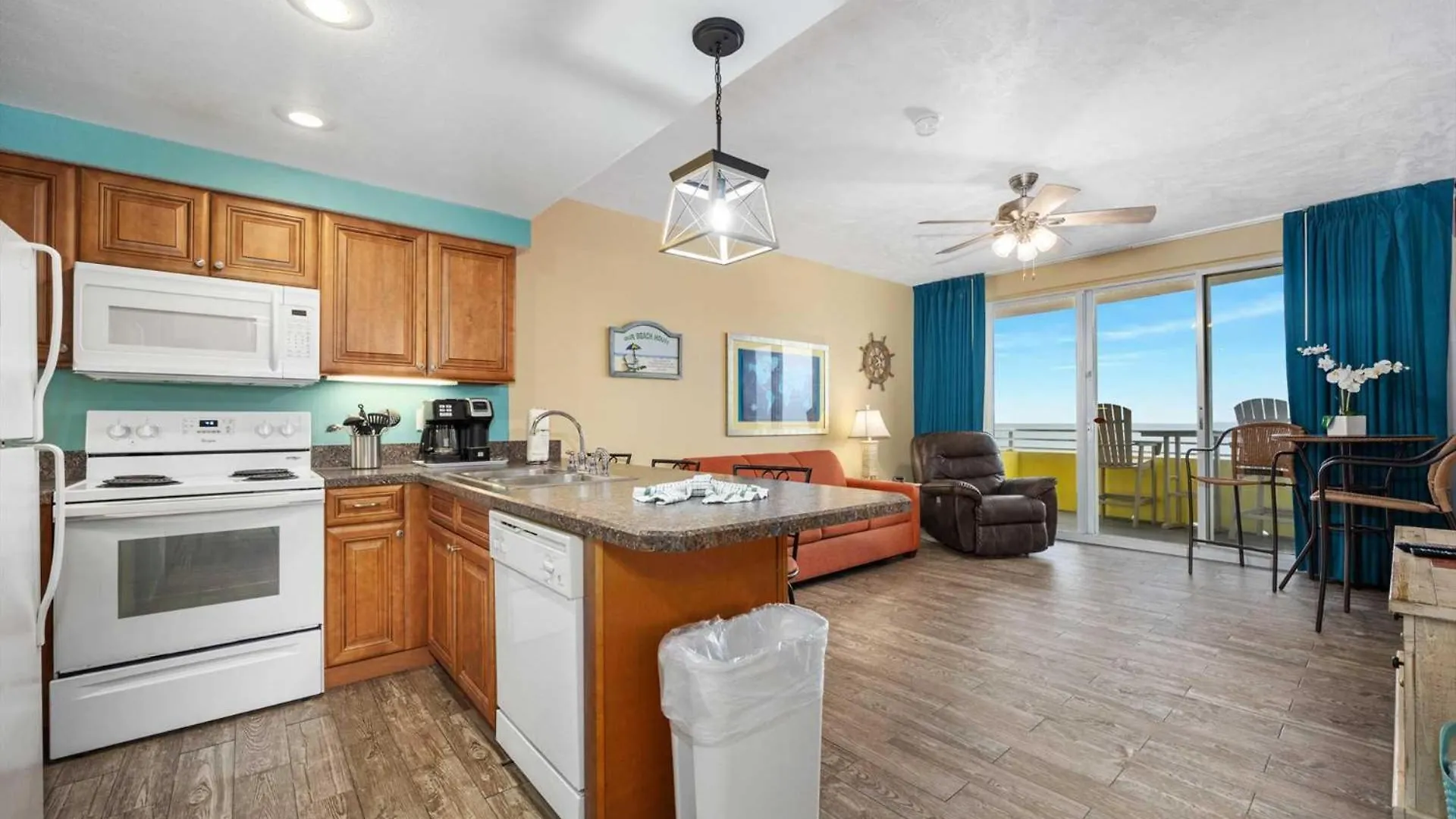 Luxury 16Th Floor 1 Bedroom Condo Direct Oceanfront Wyndham Ocean Walk Resort Daytona Beach | 1610