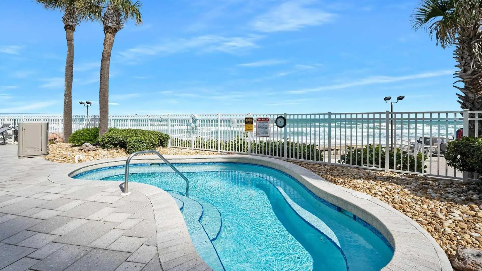 度假居 Luxury 16Th Floor 1 Bedroom Condo Direct Oceanfront Wyndham Ocean Walk Resort Daytona Beach | 1610